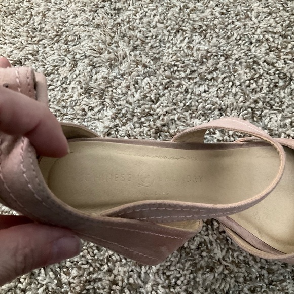 Chinese Laundry Heeled Suede Sandals Size 9.5 - Picture 8 of 10